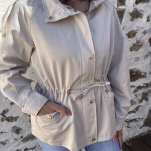 Veste Albane